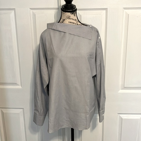 Asymmetrical collar striped shirt - Picture 1 of 7